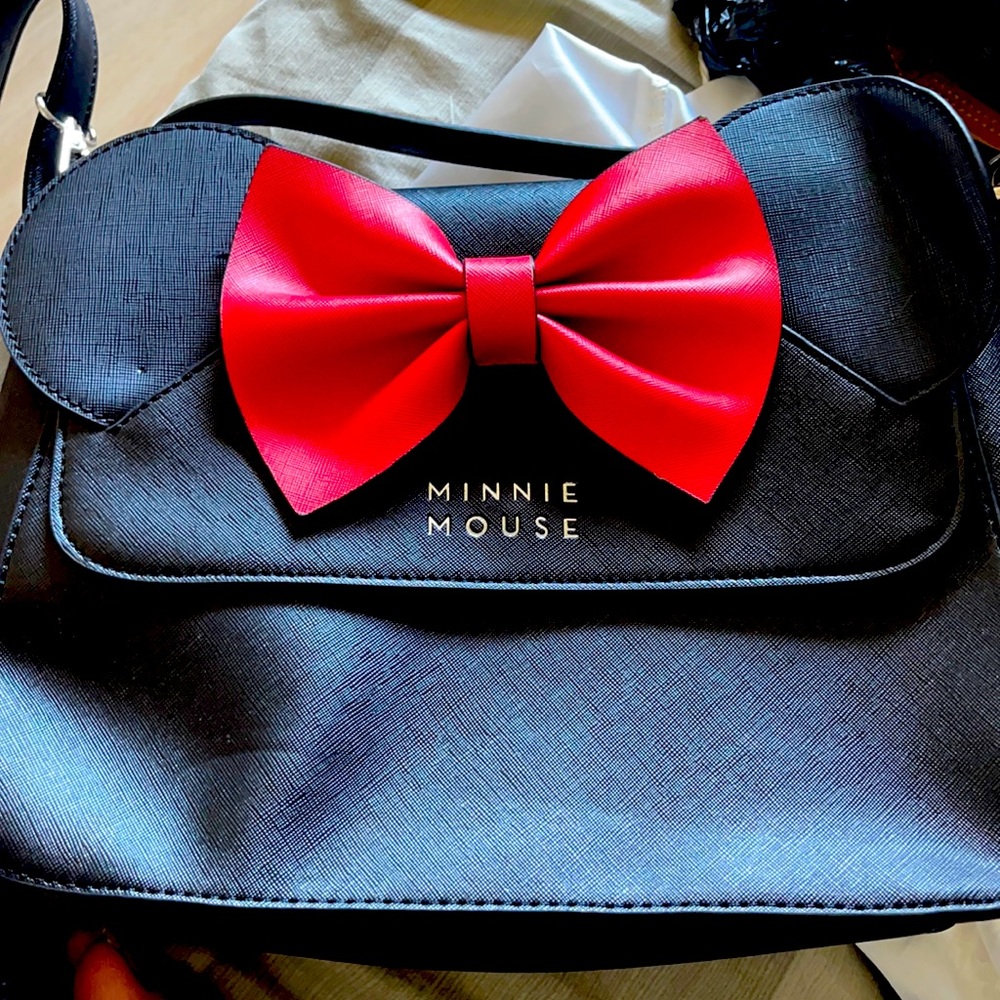 Disney loungefly crossbody bag